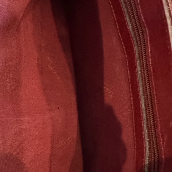 Burgundy Leather Shoulder Bag 15” Shoulder Strap - Picture 3 of 4